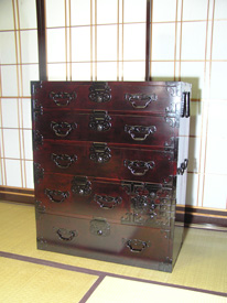 �C����h��ς��̃^���X