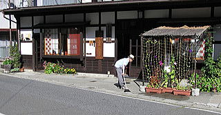 �P�R���̒��̕��i